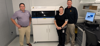 Grain Processing Corporation Donates CEDEX HT Analyzer to Iowa State University’s College of Veterinary Medicine